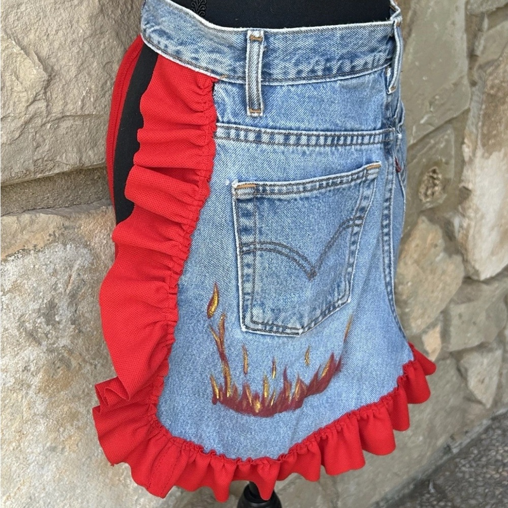 Upcycled Vintage‎ Levis Denim Jeans Apron Handmade Red Ruffle and Tie Excellent